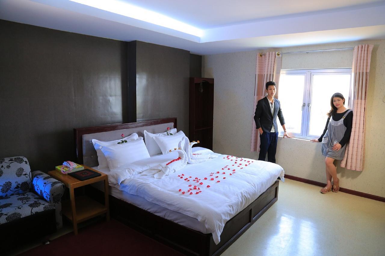 King & Queen Hotel Monywa Ngoại thất bức ảnh